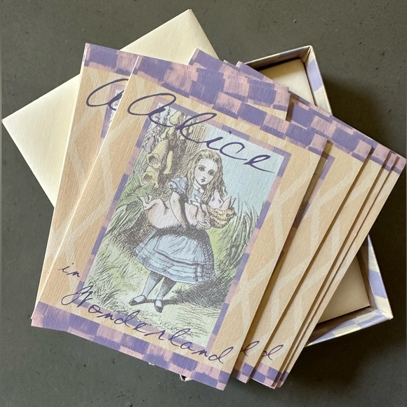 Alice in Wonderland note card set 10 blank cards and envelopes complete unused - Picture 3 of 3